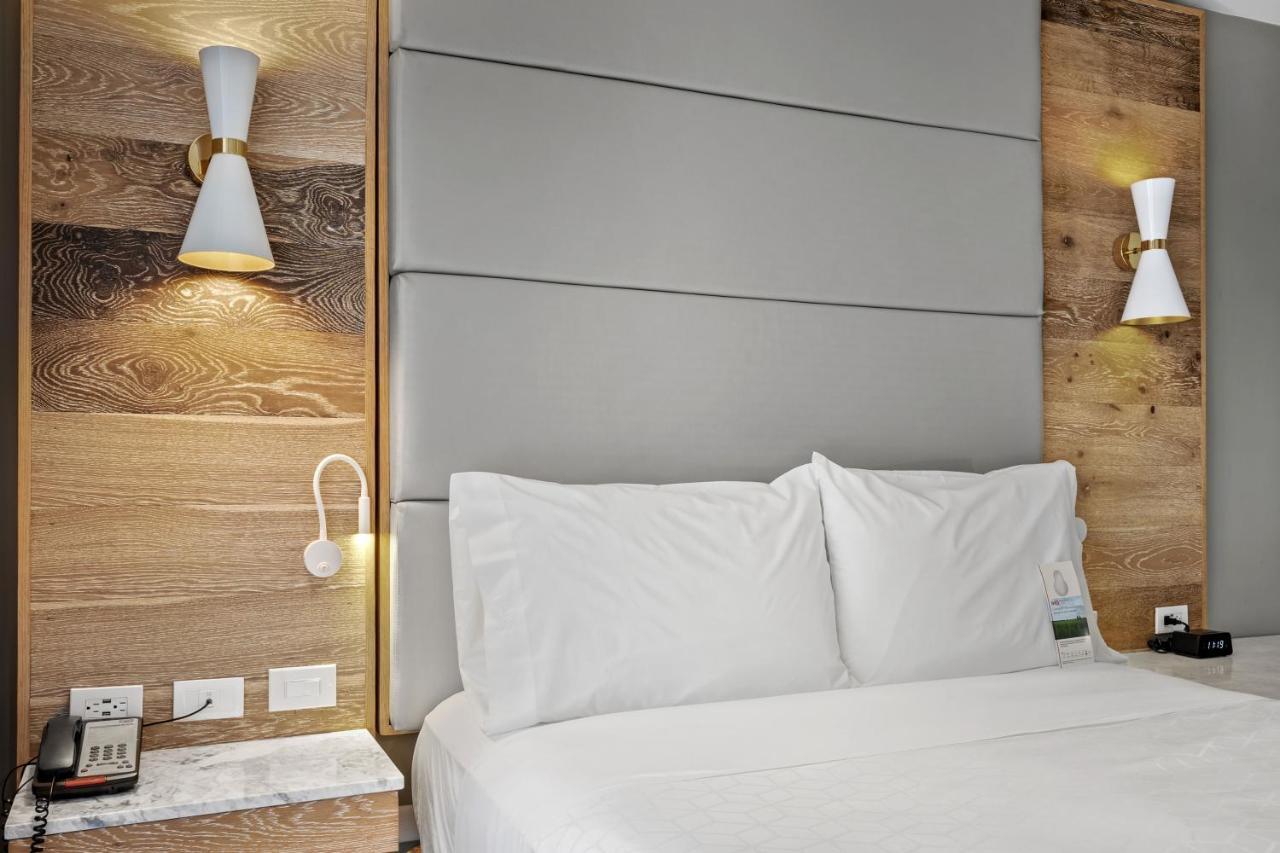 Holiday Inn Express San Juan Condado By Ihg Екстериор снимка