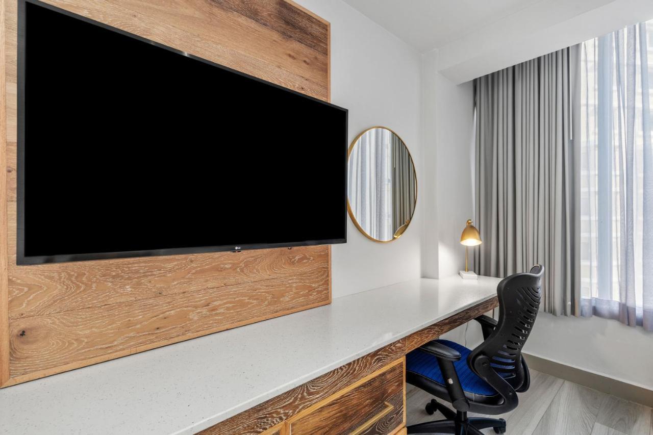 Holiday Inn Express San Juan Condado By Ihg Екстериор снимка